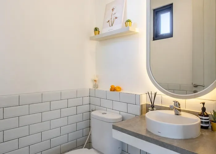 2bd Mediterranean With Rooftop And Private Pool ヴィラ *